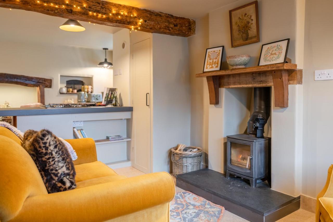 Cotswold Way Cottage ストラウド エクステリア 写真